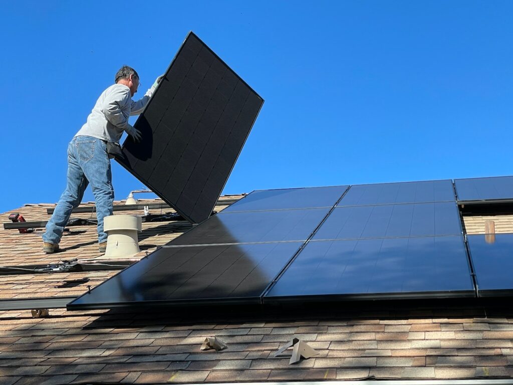 Installation panneaux photovoltaïques